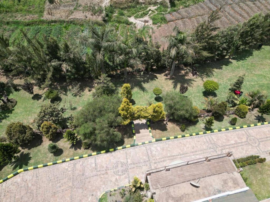 Riverside Resort Hotel Kabale מראה חיצוני תמונה