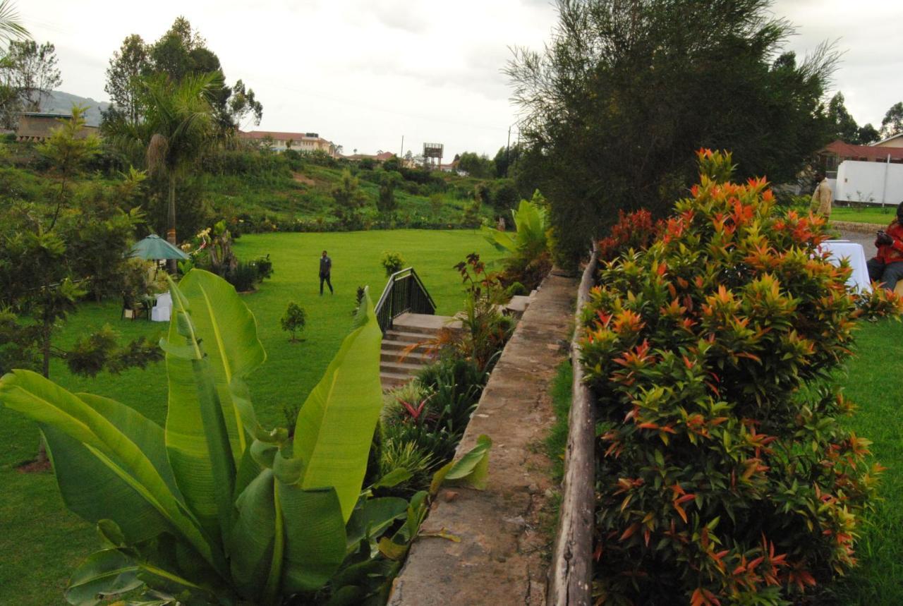 Riverside Resort Hotel Kabale מראה חיצוני תמונה