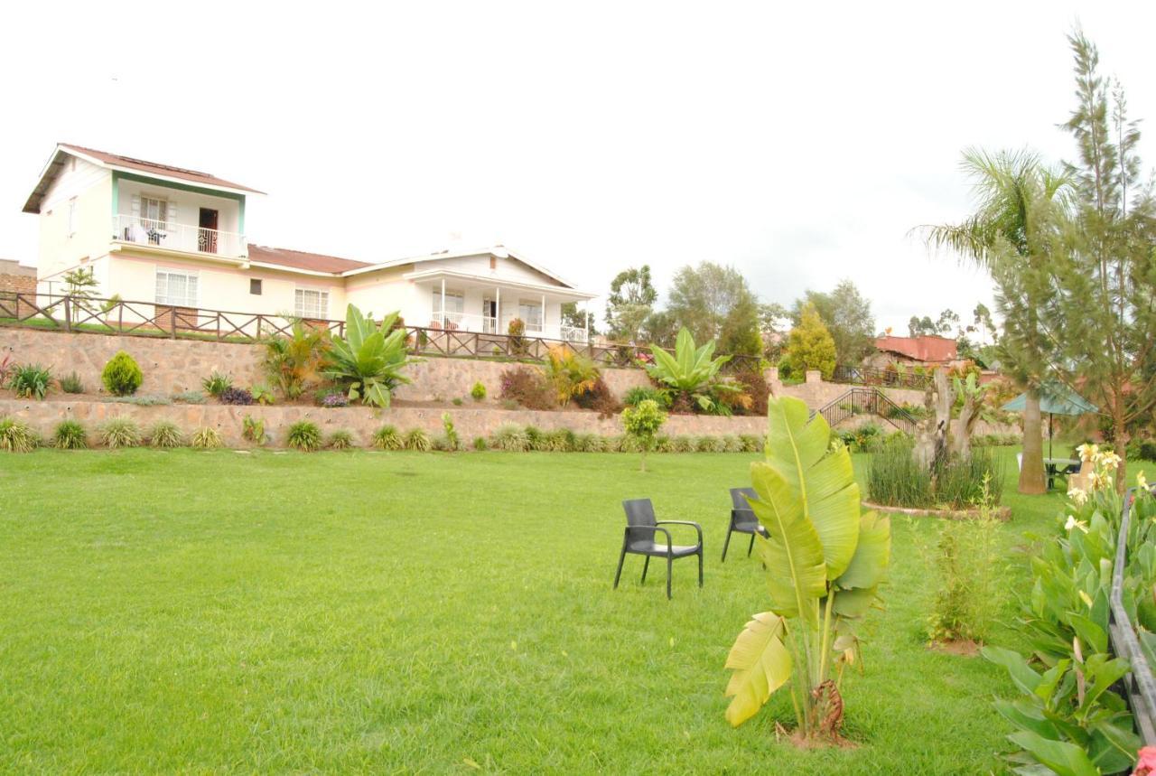 Riverside Resort Hotel Kabale מראה חיצוני תמונה
