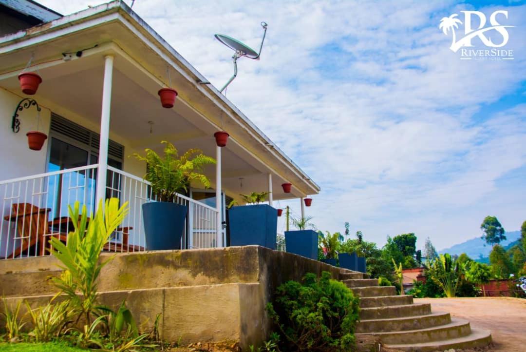 Riverside Resort Hotel Kabale מראה חיצוני תמונה